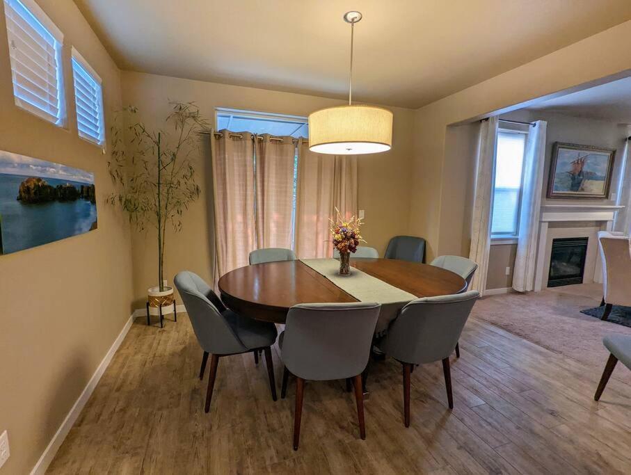 Spacious 3-Bedroom Home With Outdoor Space يوجين، أوريغون المظهر الخارجي الصورة